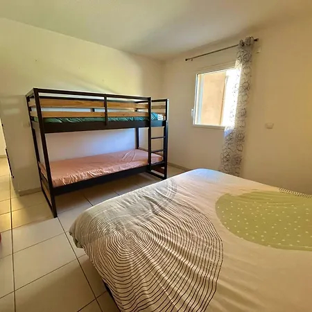 Apartment T3 Climatise Avec Piscine, Terrasse Et Parking Prive A 100m De La D'argeles-sur-mer - Fr-1-388-204 *