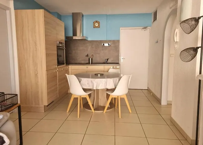 Apartmán T3 Climatise Avec Piscine, Terrasse Et Parking Prive A 100m De La D'argeles-sur-mer - Fr-1-388-204 Argelès-sur-Mer
