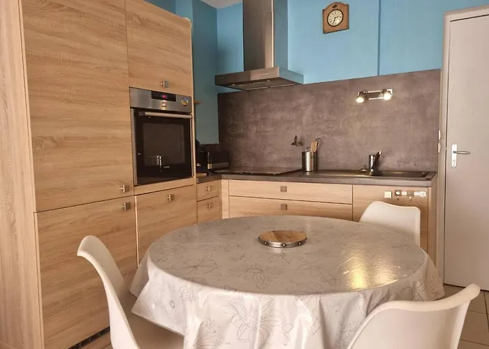 T3 Climatise Avec Piscine, Terrasse Et Parking Prive A 100m De La D'argeles-sur-mer - Fr-1-388-204 Apartmán *