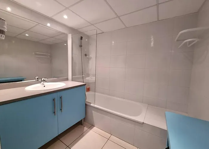 T3 Climatise Avec Piscine, Terrasse Et Parking Prive A 100m De La D'argeles-sur-mer - Fr-1-388-204 Apartmán Argelès-sur-Mer
