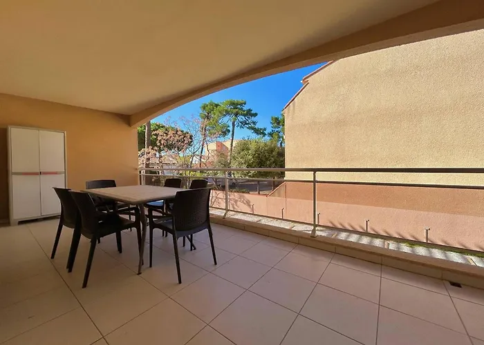 T3 Climatise Avec Piscine, Terrasse Et Parking Prive A 100m De La D'argeles-sur-mer - Fr-1-388-204 * Argelès-sur-Mer
